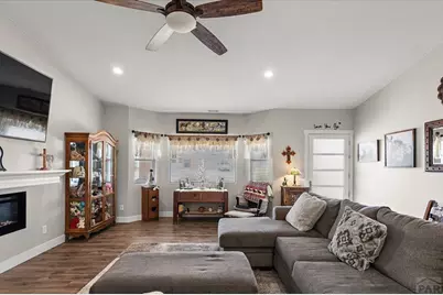 606 S Calaveras Dr, Pueblo West, CO 81007 - Photo 5