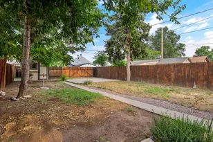 1418 Spruce St, Pueblo, CO 81004 - Photo 23