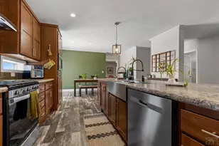 279 W Acorn Dr, Pueblo West, CO 81007 - Photo 9