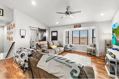 561 N Limon Dr, Pueblo, CO 81007 - Photo 5