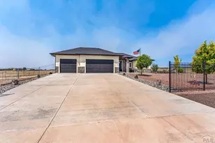 1673 N Calle Rosa Dr, Pueblo West, CO 81007 - Photo 5