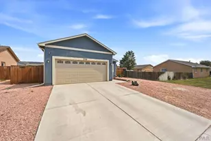 2319 W 18th St, Pueblo, CO 81003 - Photo 7