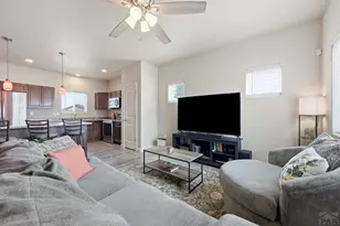 2319 W 18th St, Pueblo, CO 81003 - Photo 9