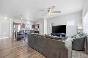 2319 W 18th St, Pueblo, CO 81003 - Photo 3