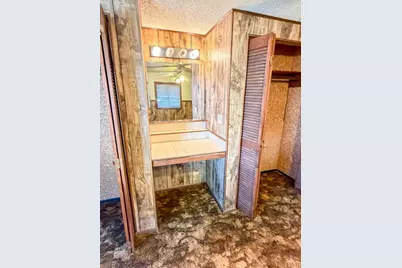 708 S 2nd St, Lamar, CO 81052 - Photo 9
