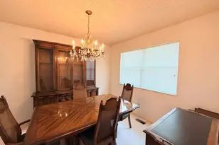 16 Oakbridge Dr, Pueblo, CO 81001 - Photo 3
