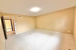 16 Oakbridge Dr, Pueblo, CO 81001 - Photo 21