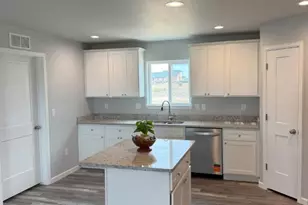 487 E Scandia Dr, Pueblo West, CO 81007 - Photo 3