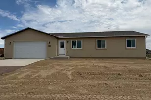 487 E Scandia Dr, Pueblo West, CO 81007 - Photo 1