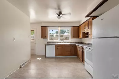 1810 Comanche Rd, Pueblo, CO 81001 - Photo 5