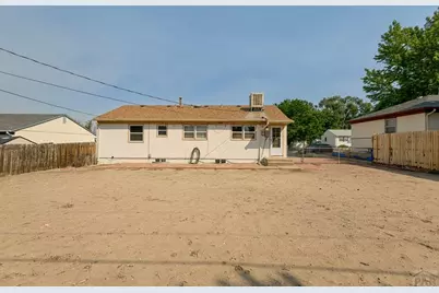 1810 Comanche Rd, Pueblo, CO 81001 - Photo 23