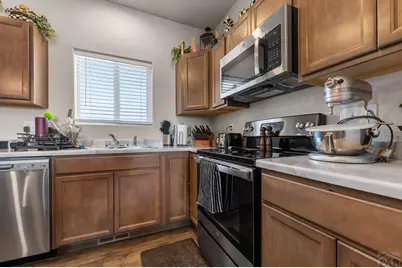 2430 W Cruz Court, Pueblo, CO 81003 - Photo 9