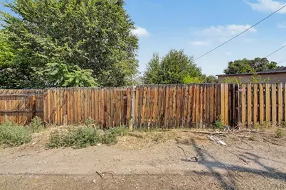 608 E 10th St, Pueblo, CO 81001 - Photo 25