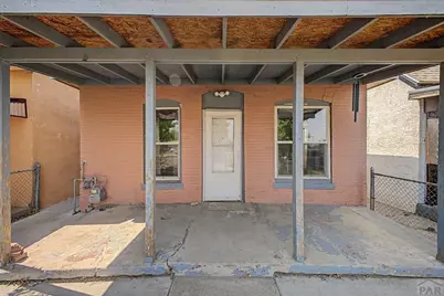 608 E 10th St, Pueblo, CO 81001 - Photo 3