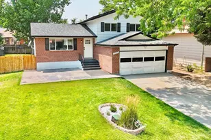 2203 Norman Ln, Pueblo, CO 81005 - Photo 1