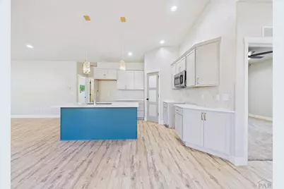 175 S Wiggins Dr, Pueblo West, CO 81007 - Photo 17
