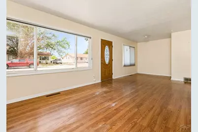 2650 Gladiola, Pueblo, CO 81005 - Photo 3