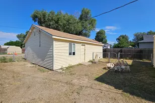 208 S 6th St, Holly, CO 81047 - Photo 15