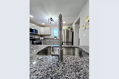 4205 St Clair Ave, Pueblo, CO 81005 - Photo 11