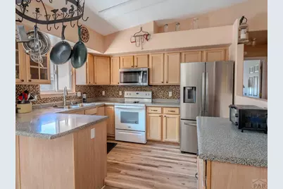 403 N Desert Cove Dr, Pueblo West, CO 81007 - Photo 9