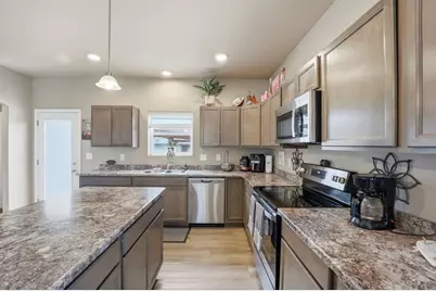 2324 Riverboat Ct, Pueblo, CO 81008 - Photo 5
