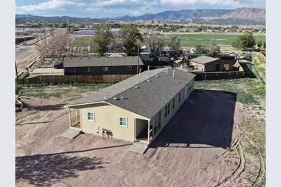 2406 N 9th St, Canon City, CO 81212 - Photo 3