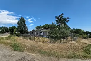 822 S Tolstoi Dr, Pueblo West, CO 81007 - Photo 3