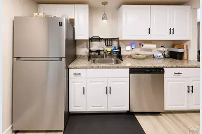 2804 E 14th St, Pueblo, CO 81001 - Photo 5