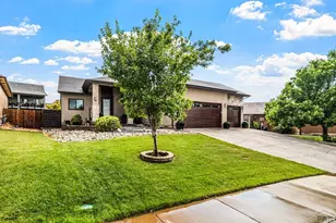 5218 Lynn Meadows Dr, Pueblo, CO 81005 - Photo 3