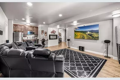 5218 Lynn Meadows Dr, Pueblo, CO 81005 - Photo 9