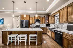 5218 Lynn Meadows Dr, Pueblo, CO 81005 - Photo 7