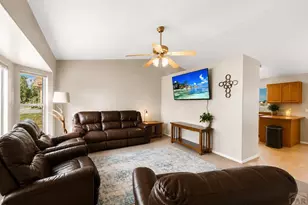 1042 S Honeysuckle Dr, Pueblo West, CO 81007 - Photo 3