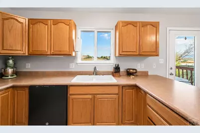 1042 S Honeysuckle Dr, Pueblo West, CO 81007 - Photo 5