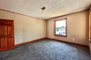 417 W 11th St, Pueblo, CO 81003 - Photo 29