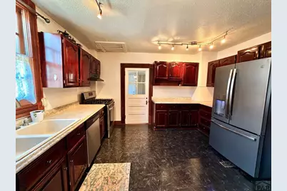417 W 11th St, Pueblo, CO 81003 - Photo 17