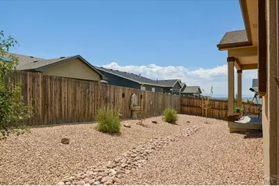 2212 Sunrise Ln, Pueblo, CO 81008 - Photo 35