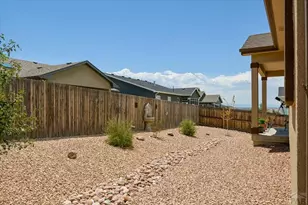 2212 Sunrise Ln, Pueblo, CO 81008 - Photo 35