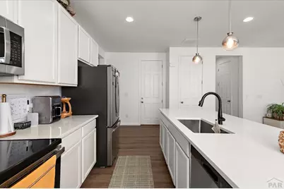 2212 Sunrise Ln, Pueblo, CO 81008 - Photo 5