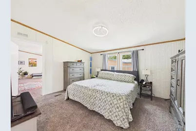 1047 S Saddlerock Dr, Pueblo West, CO 81007 - Photo 13