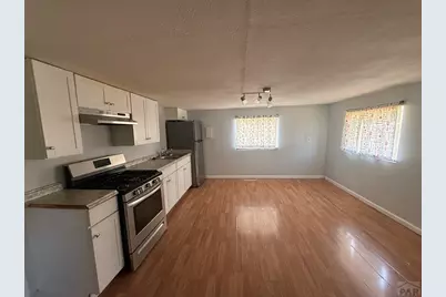 2405 W 15th St, Pueblo, CO 81003 - Photo 7