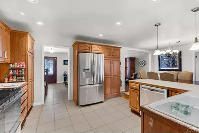 2935 Country Club Dr, Pueblo, CO 81008 - Photo 9