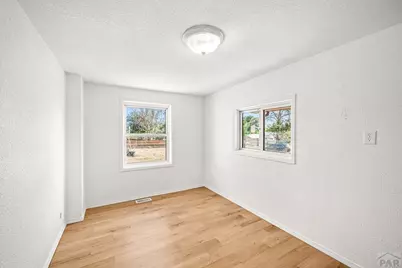 535 Cactus St, Pueblo, CO 81005 - Photo 5