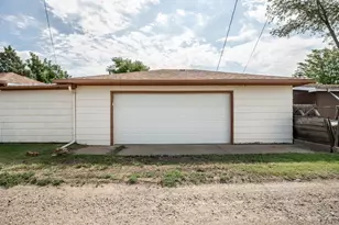 305 Moore Ave, Las Animas, CO 81054 - Photo 41