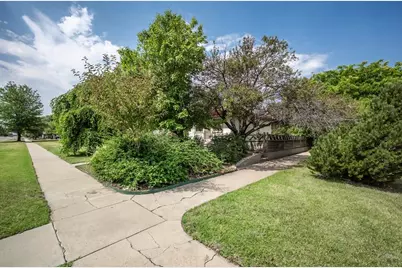 305 Moore Ave, Las Animas, CO 81054 - Photo 5