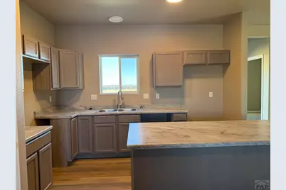 5215 Whistler Dr, Pueblo, CO 81008 - Photo 5