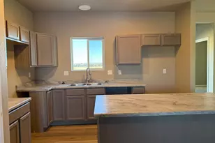 5215 Whistler Dr, Pueblo, CO 81008 - Photo 5