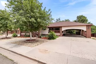 515 W Grant Ave, Pueblo, CO 81004 - Photo 1