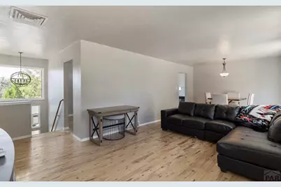 4032 Valley Dr #B, Pueblo, CO 81008 - Photo 5