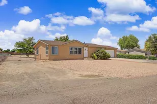 667 S Burro Dr, Pueblo West, CO 81007 - Photo 3