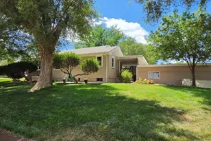 1212 S 7th St, Lamar, CO 81052 - Photo 3